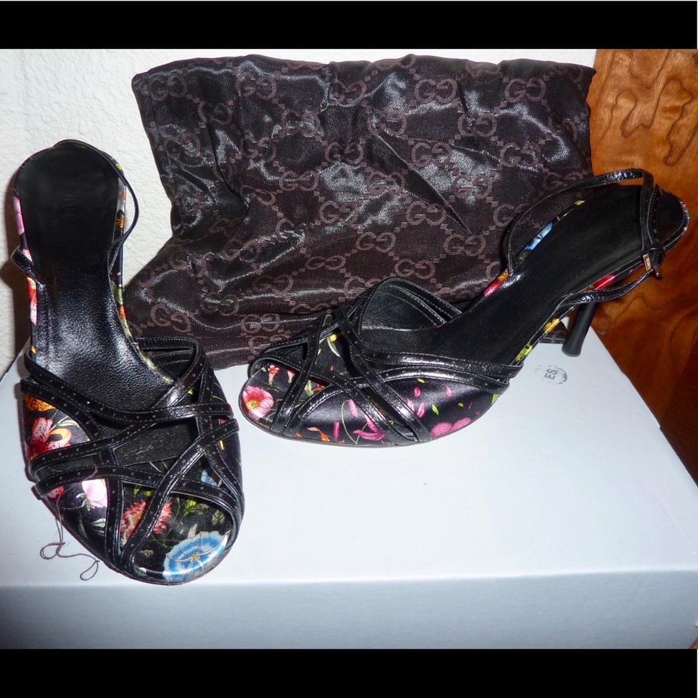 😍Pre Loved😍 GUCCI Peep Toe Slingback